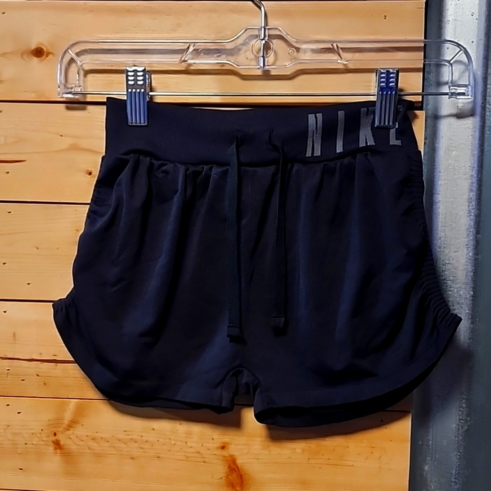 Girls Nike Athletic Shorts Size Small